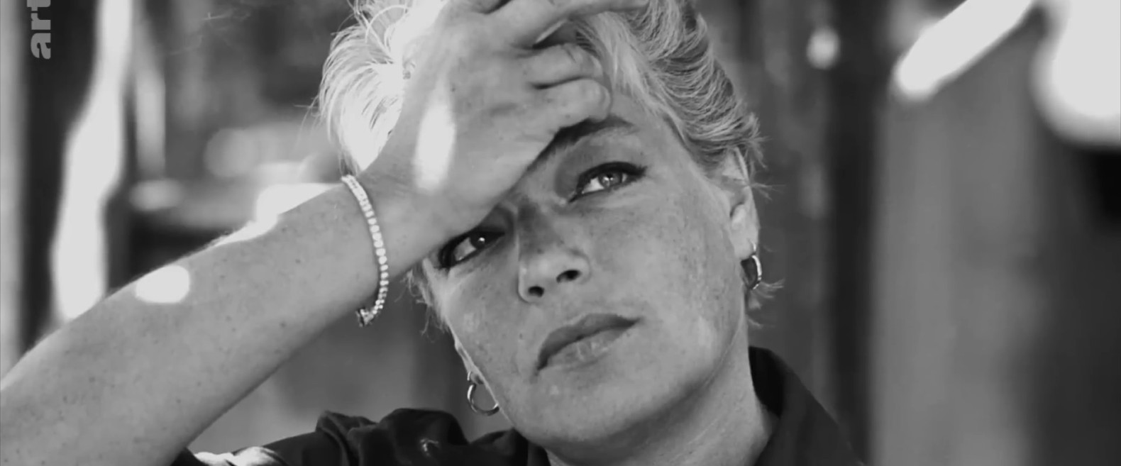 Simone Signoret, figure libre